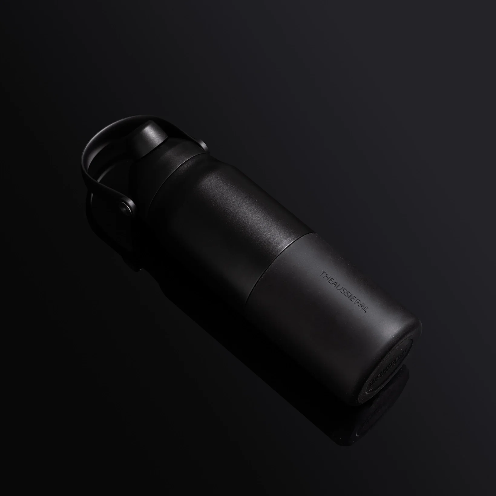 Insulated Bottle 1L - Image 6