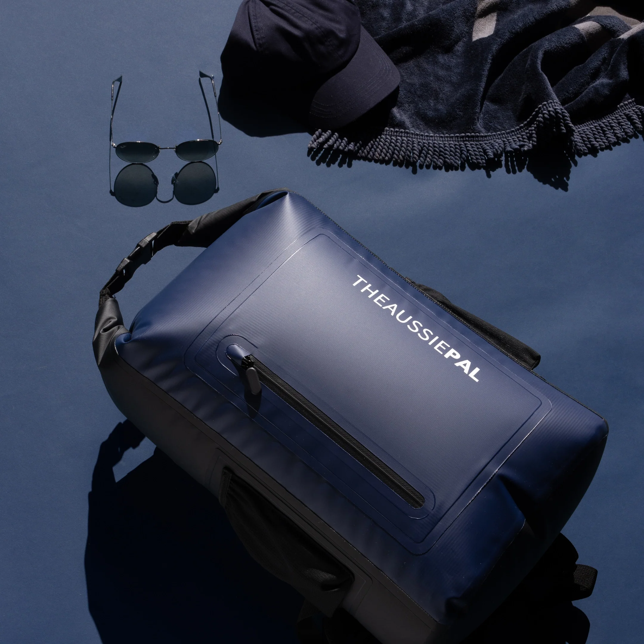Insulated Cooler Backpack 20L - Image 18