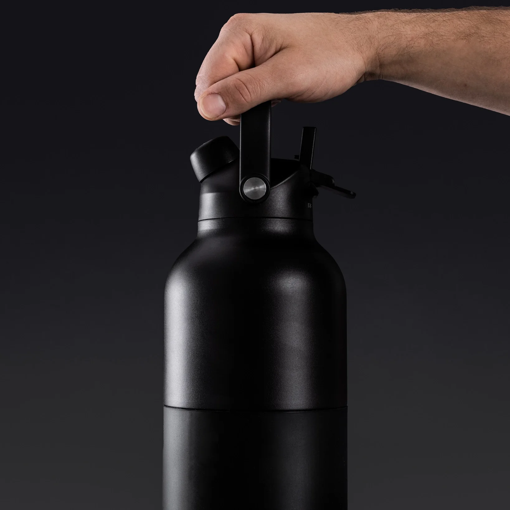 Insulated Bottle 2L - Image 6