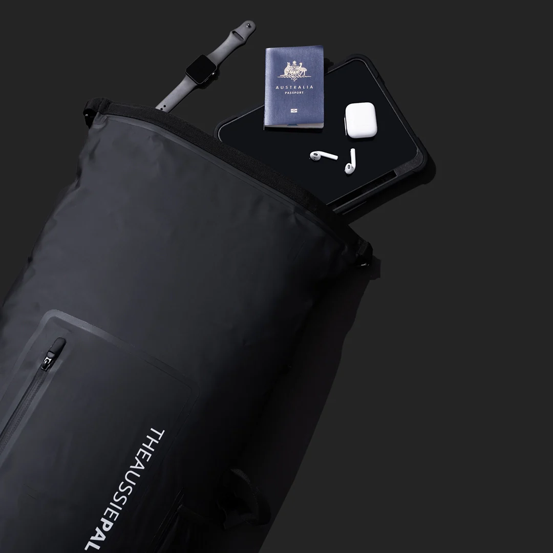 Insulated Cooler Backpack 35L - Image 7