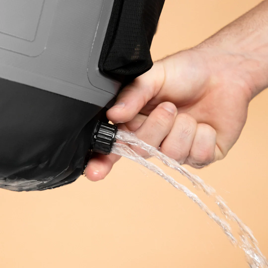 DrainPro 35L Backpack - with Water Drain Valve - Image 3